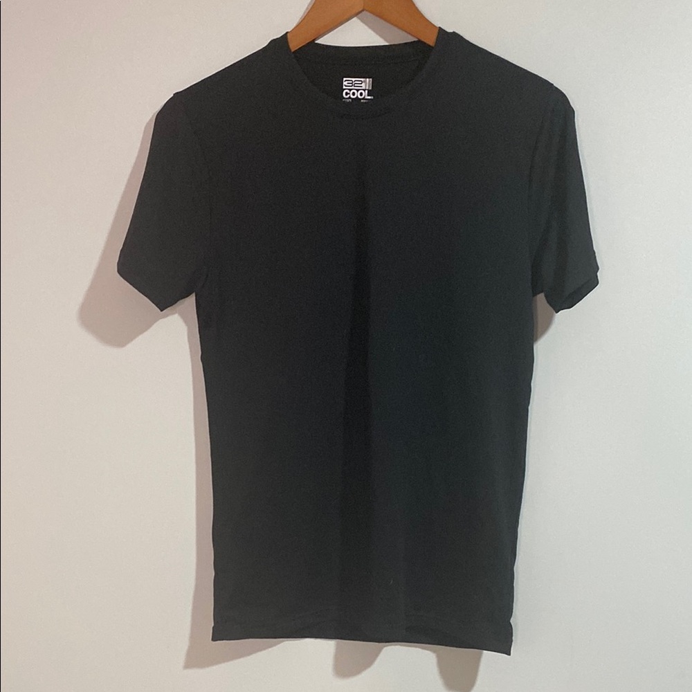 32 Degrees Black Short Sleeve Tee